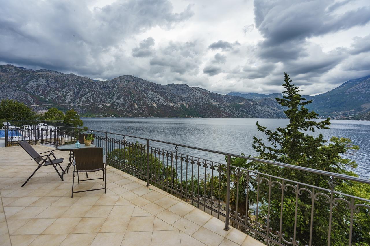 Villa Kosta Donji Morinj Exteriér fotografie