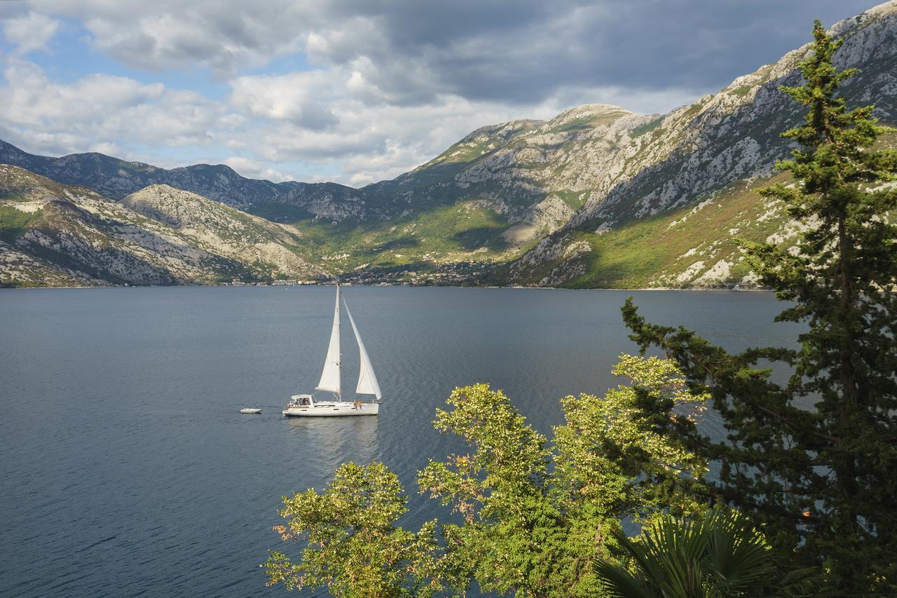 Villa Kosta Donji Morinj Exteriér fotografie