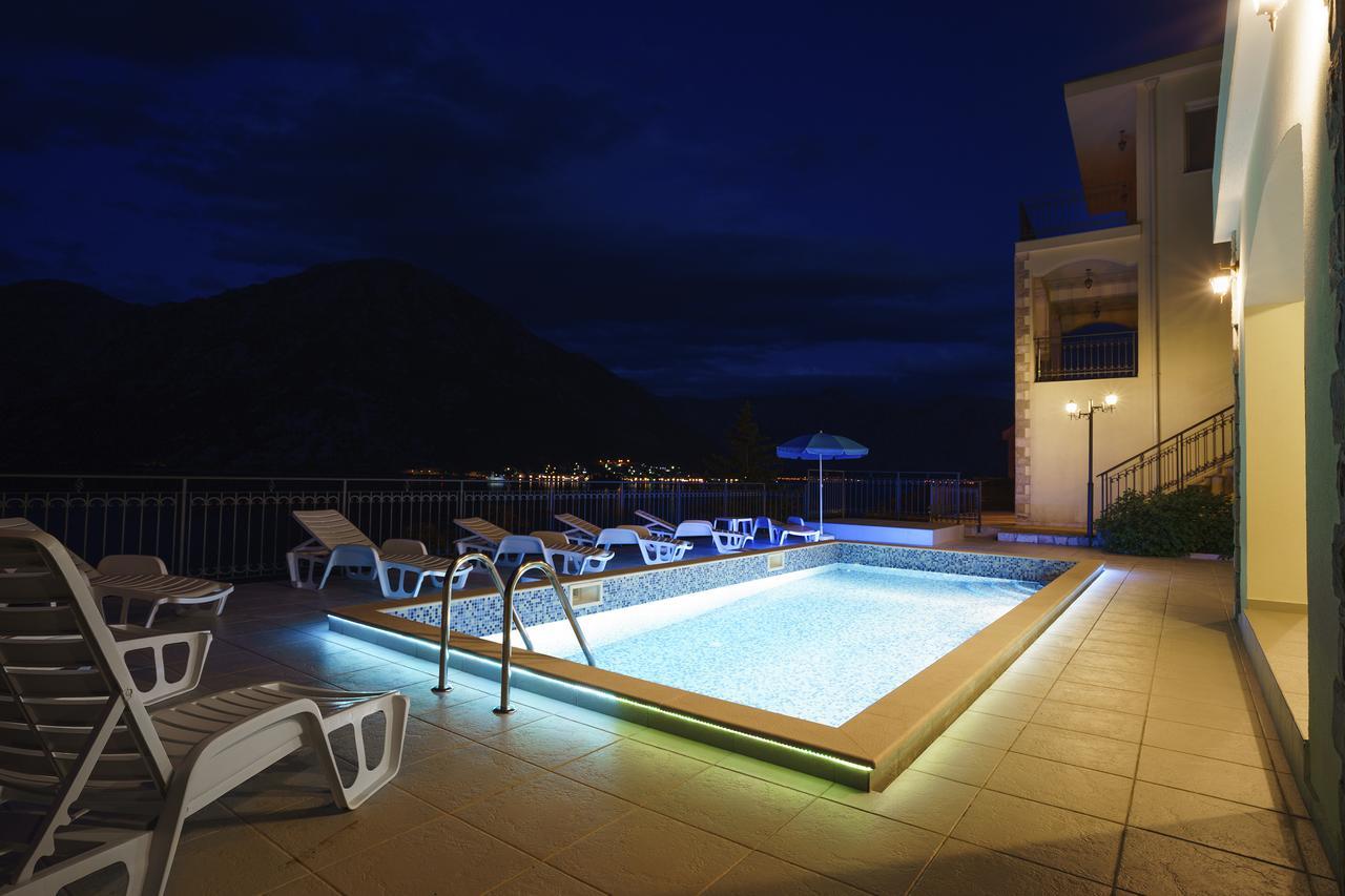 Villa Kosta Donji Morinj Exteriér fotografie