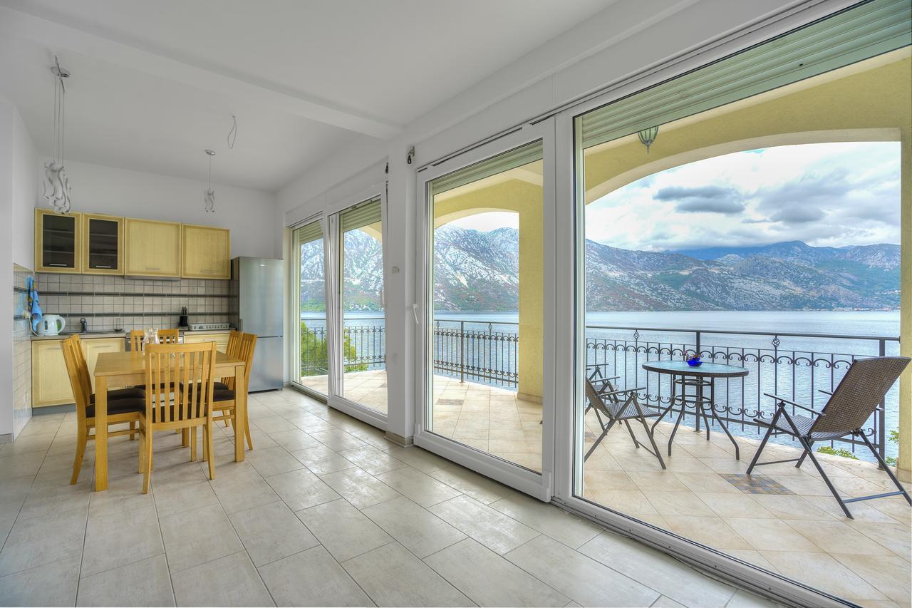 Villa Kosta Donji Morinj Exteriér fotografie