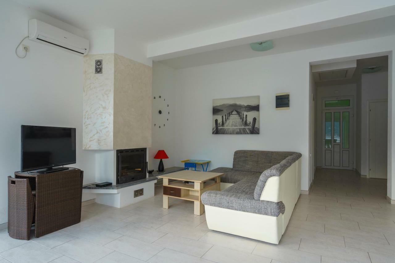 Villa Kosta Donji Morinj Exteriér fotografie
