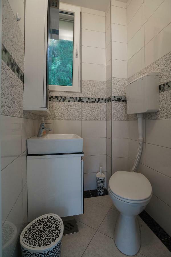Villa Kosta Donji Morinj Exteriér fotografie